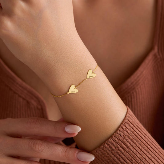 Персонализирана гривна с гравирано сърце